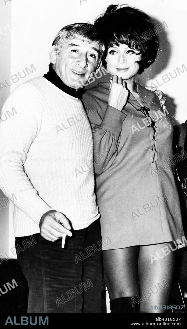 Maria Grazia Buccella. Vittorio Cecchi Gori. Rome 1968.