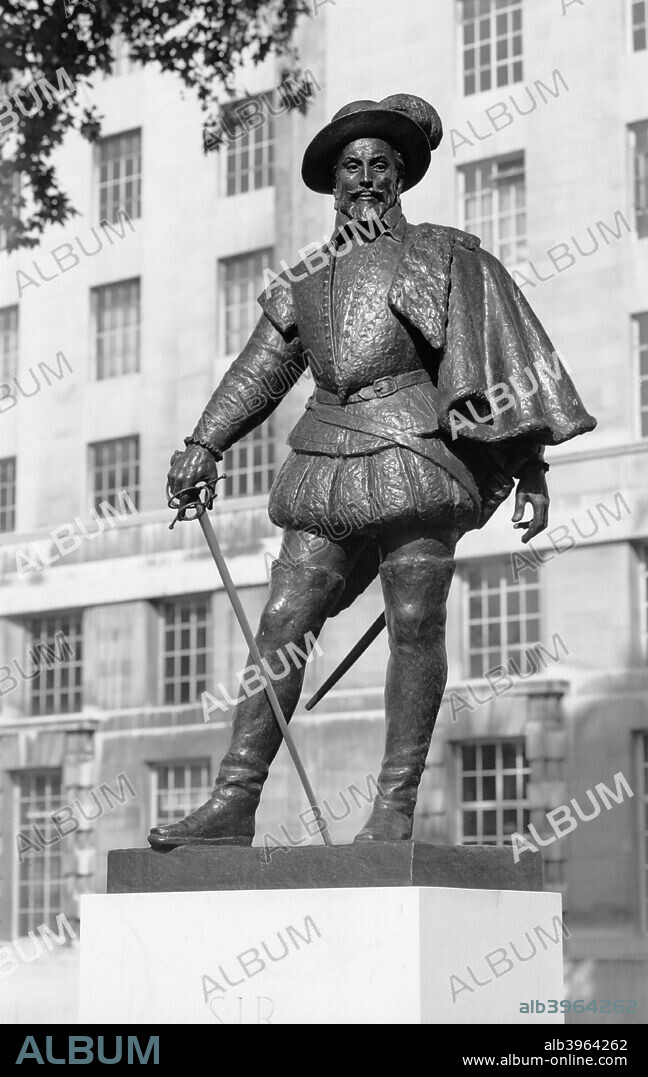 Sir Walter Raleigh statue, Whitehall, London, 1959-1980. Bronze statue of Sir Walter Raleigh (1554-1618), Elizabeth I's pirate. The statue was later moved to the Royal Naval College in Greenwich.