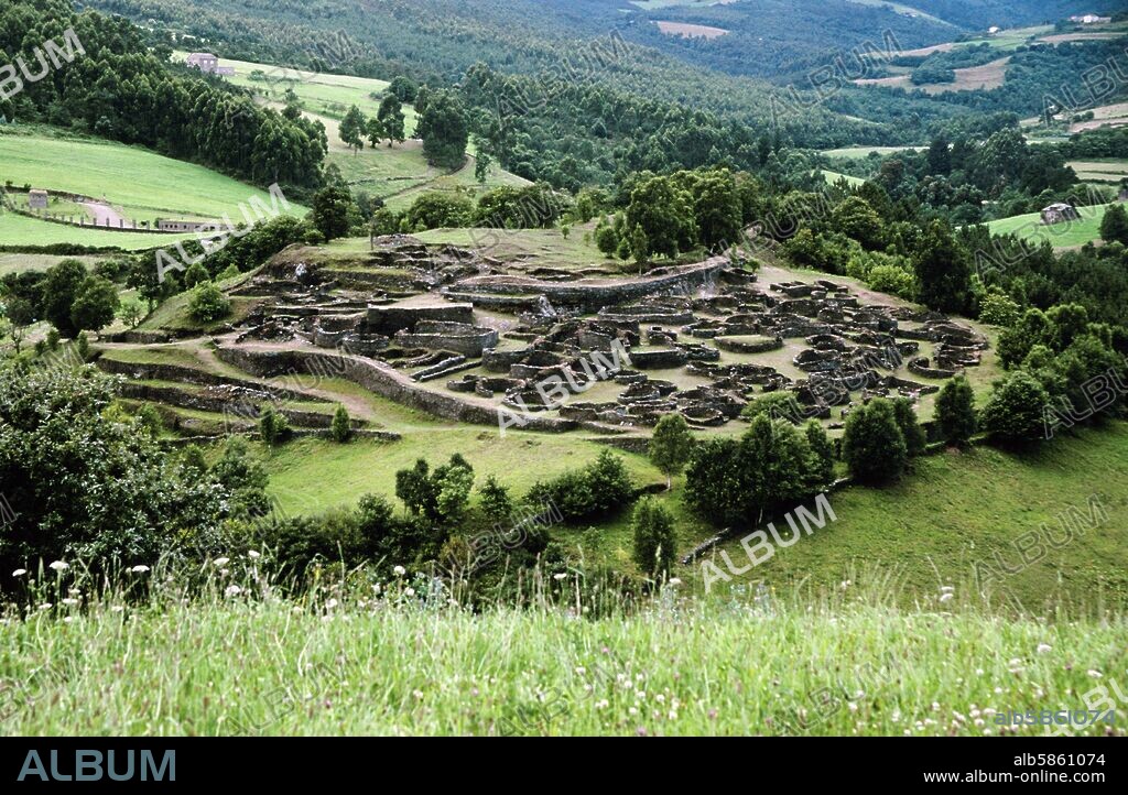 Castro de Coaña (antiguo poblado celta).