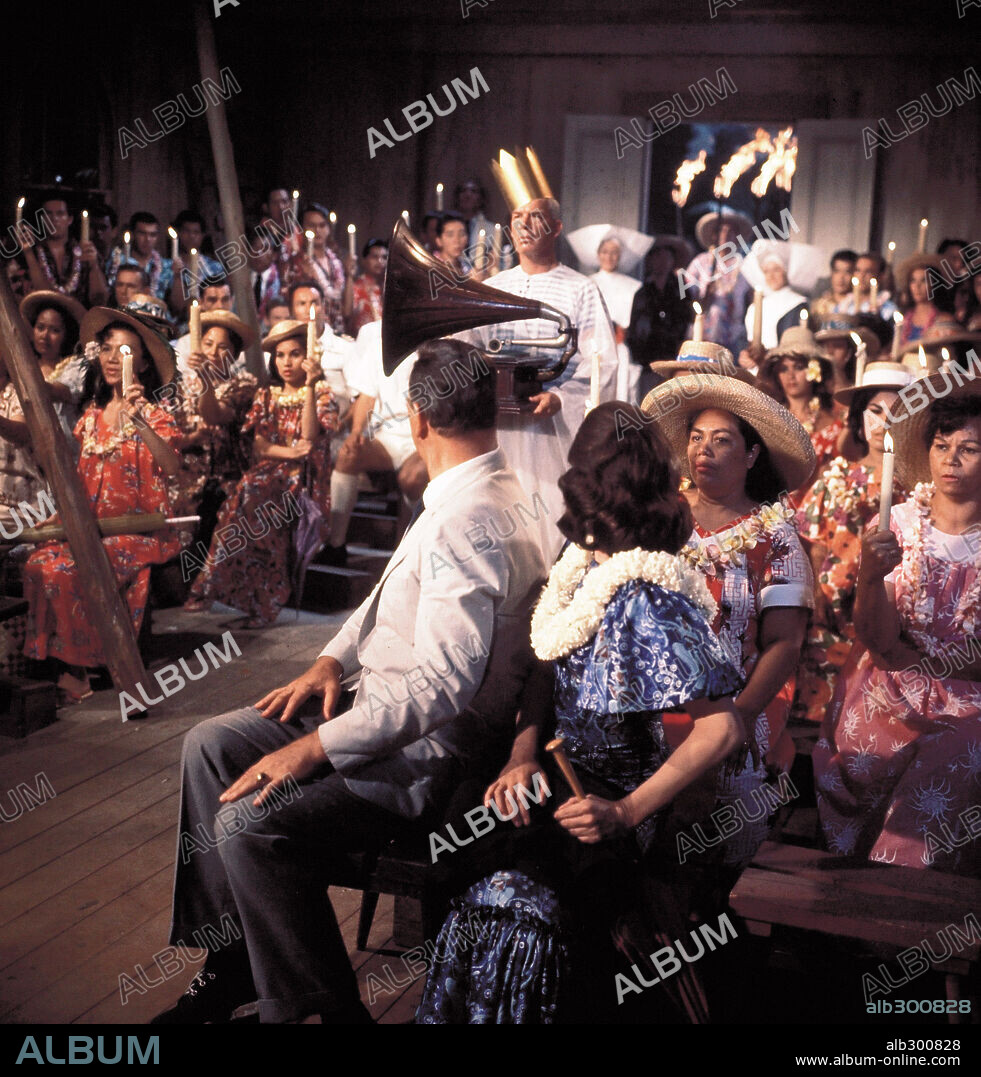 LEE MARVIN en LA TABERNA DEL IRLANDÉS, 1963 (DONOVAN'S REEF), dirigida por JOHN FORD. Copyright PARAMOUNT PICTURES.
