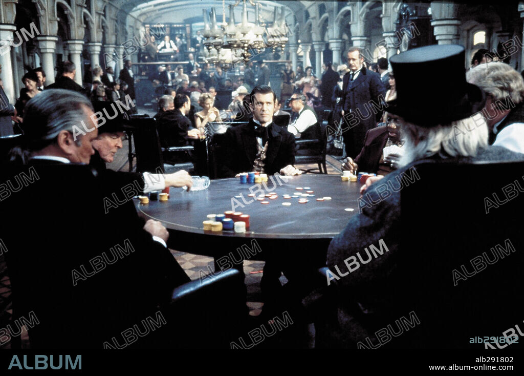 MEL GIBSON in MAVERICK, 1994, directed by RICHARD DONNER. Copyright WARNER BROS.