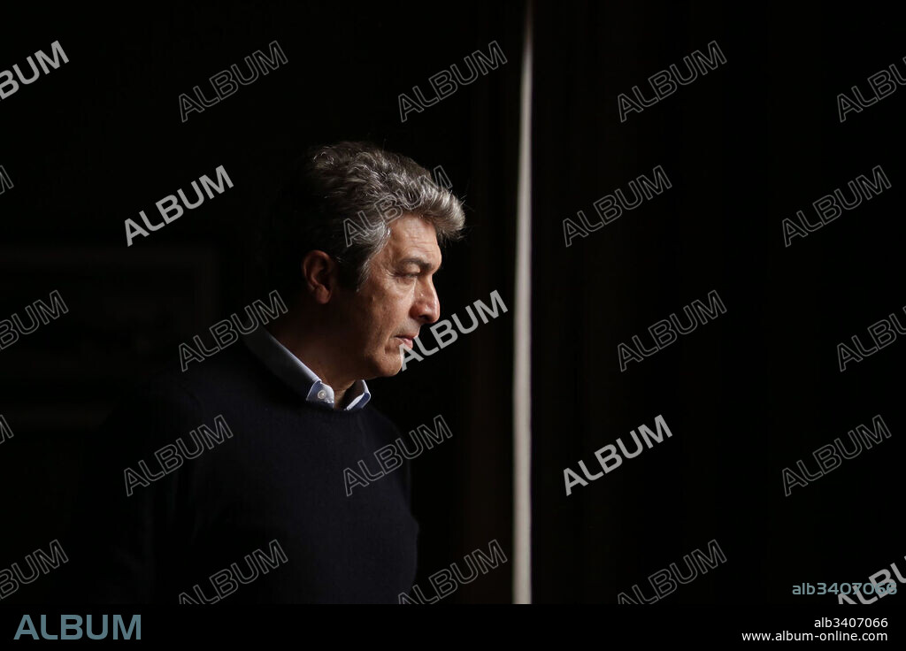 RICARDO DARIN in THE SUMMIT, 2017 (LA CORDILLERA), directed by SANTIAGO MITRE. Copyright Kramer & Sigman Films, Unión de los Ríos, La, Mod Produccion / ARAYA, DIEGO.