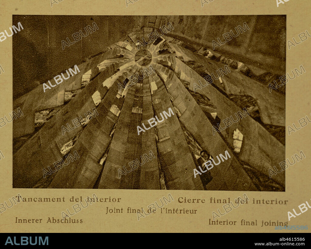 ALBUM. TEMPLO EXPIATORIO DE LA SAGRADA FAMÍLIA. Editado por la Asociación Espiritual de Devotos de San José. Barcelona (años 20). Cierre final del interior.