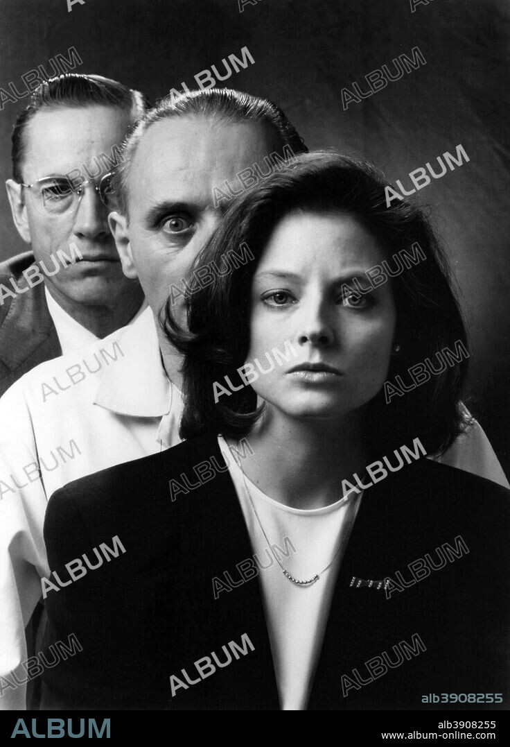 ANTHONY HOPKINS, JODIE FOSTER et SCOTT GLENN dans THE SILENCE OF THE LAMBS, 1991, réalisé par JONATHAN DEMME. Copyright ORION PICTURES.