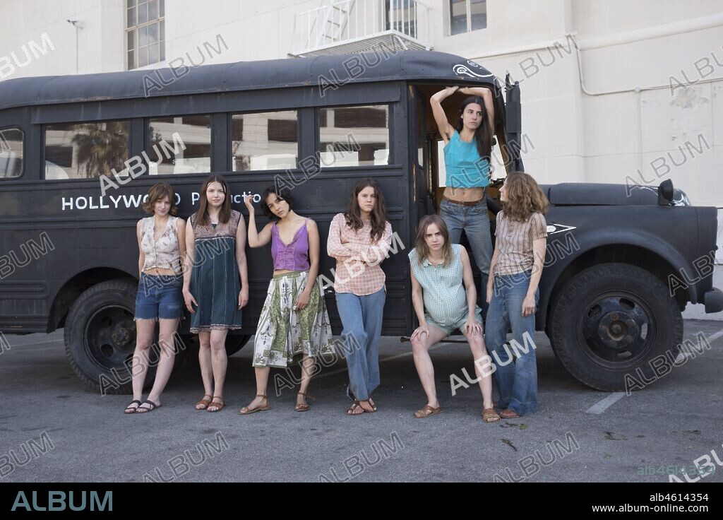 HANNAH MURRAY, MARIANNE RENDON and SOSIE BACON in CHARLIE SAYS, 2018, directed by MARY HARRON. Copyright Roxwell Films / Epic Level Entertainment.