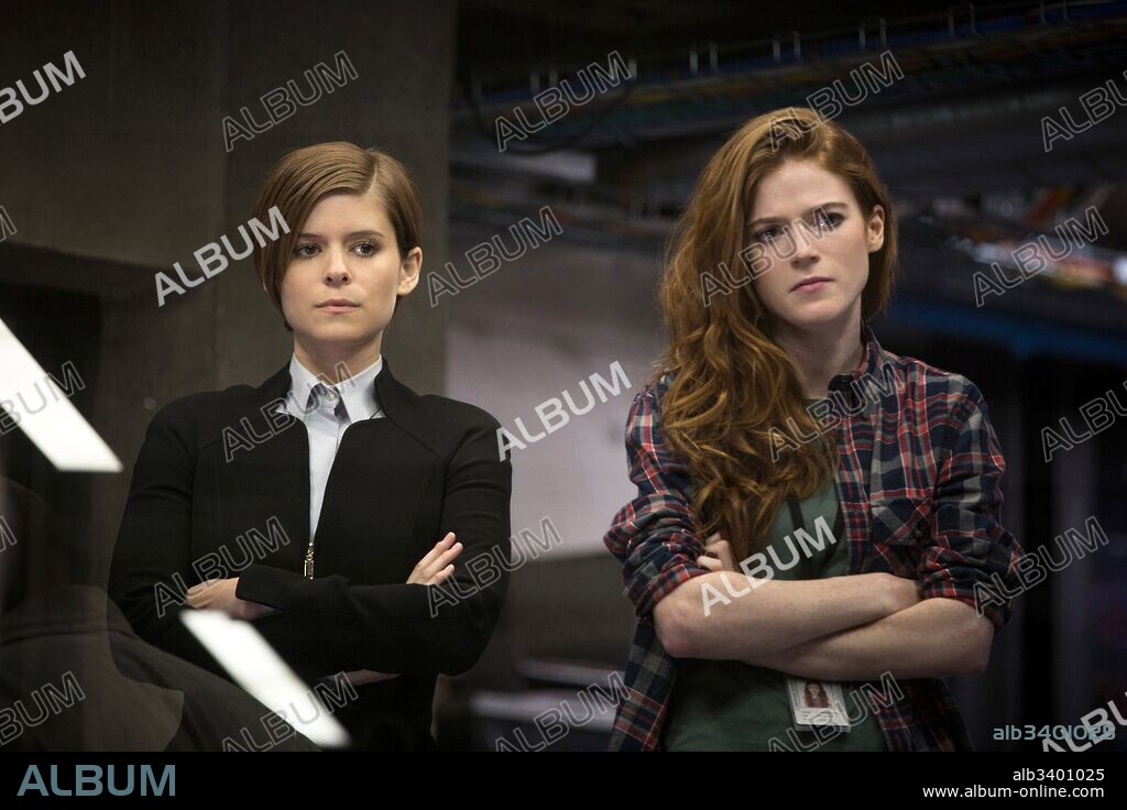 KATE MARA and ROSE LESLIE in MORGAN, 2016, directed by LUKE SCOTT. Copyright SCITT FREE PRODUCTIONS.