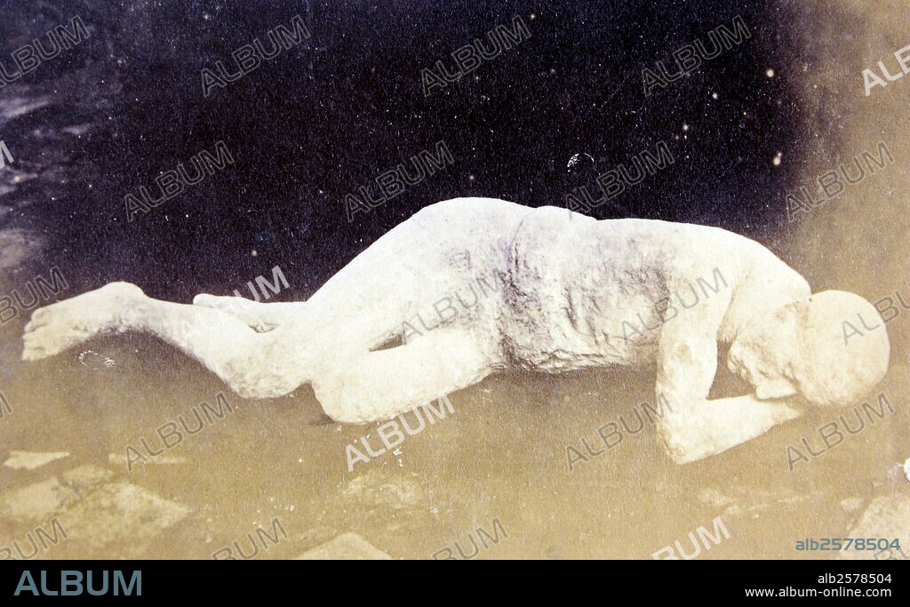 Pompeya, cuerpo petrificado.
