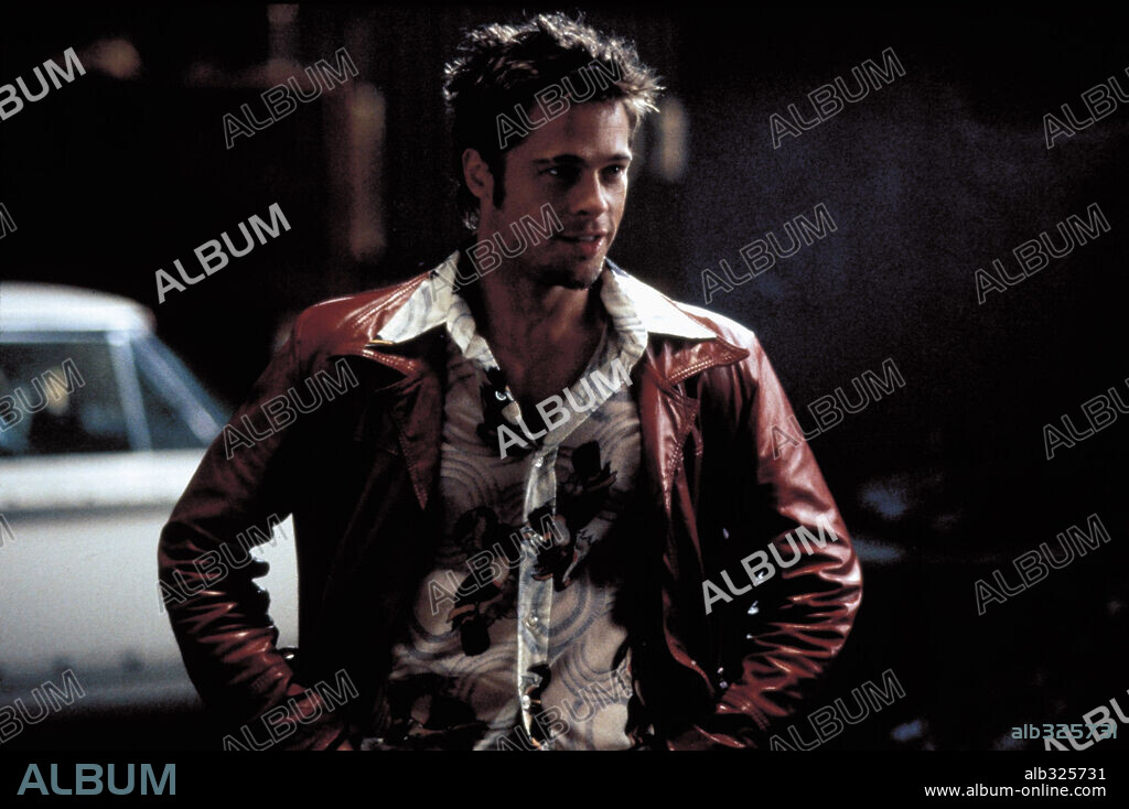 BRAD PITT en EL CLUB DE LA LUCHA, 1999 (FIGHT CLUB), dirigida por DAVID FINCHER. Copyright 20TH CENTURY FOX / MORTON, MERRICK.
