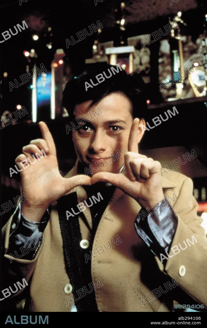 EDWARD FURLONG in PECKER, 1998, directed by JOHN WATERS. - Album