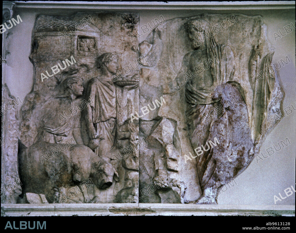 Ara Pacis Augustae, relief depicting the sacrifice of Aeneas, 9 b.C..