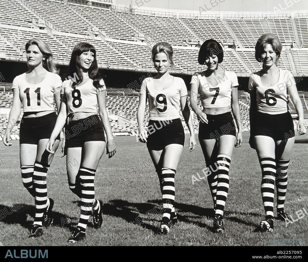 PELICULA : LAS IBERICAS , 1971. DIRECTOR : PEDRO MASO. ACTORES : ROSANA YANI , CLAUDIA GRAVY , INGRID GARBO , LA CONTRAHECHA , PURI VILLA.