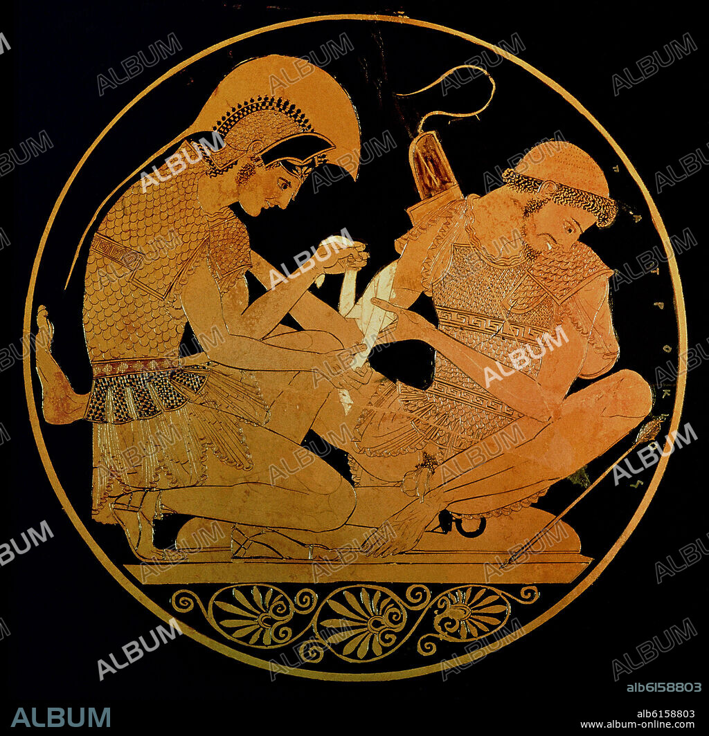 COPA DE SOSIAS - "AQUILES VENDA LA HERIDA DE PATROCLO" - CERAMICA GRIEGA - SIGLO V AC - REDIBUJADA POR C. FERNANDEZ.