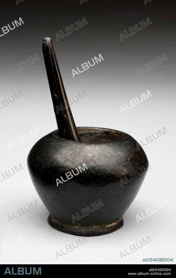 Ancient Egyptians used a form of eyeliner called kohl to enhance their eyes. This replicated the appearance of the sun god, Re. Kohl was made of powdered antimony, burnt almonds, black copper oxide and brown ochre. It was applied with a small stick called a kohl stick. The ingredients were mixed in granite kohl pots like these.