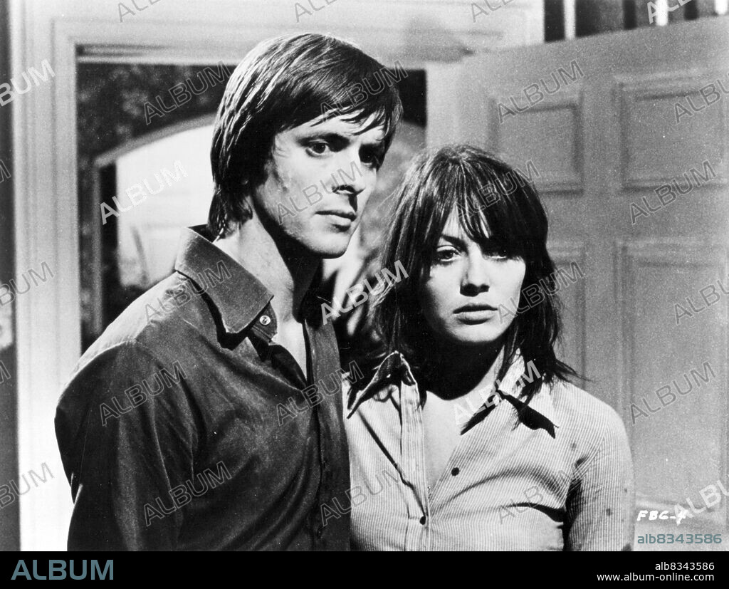 IAN OGILVY and LESLEY-ANNE DOWN in FROM BEYOND THE GRAVE, 1974, directed by KEVIN CONNOR. Copyright AMICUS PRODUCTIONS.