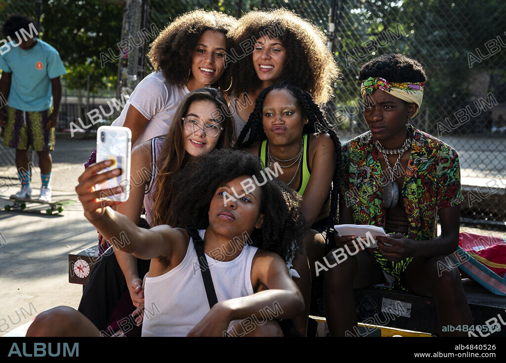 AJANI RUSSELL, BRENN LORENZAO, DEDE LOVELACE, JULES LORENZO, MOONBEAR and RACHELLE VINBERG in BETTY, 2020. Copyright HBO.