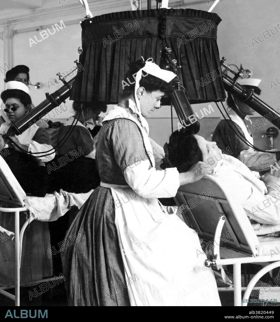An early x-ray machine from 1900. X-rays were discovered by the German physicist Wilhelm Roentgen in 1895. They were soon applied to medicine because of their ability to pass through soft tissues but not so easily through bone, which casts a shadow on photographic plate. It was some years before it was discovered that x-rays can cause cancer, particularly leukemia.