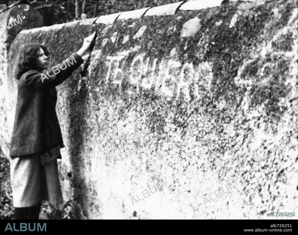 ICIAR BOLLAIN in EL SUR, 1983, unter der Regie von VICTOR ERICE. Copyright ELIAS QUEREJETA/CHLOE PROD/SP RADIO-TV.