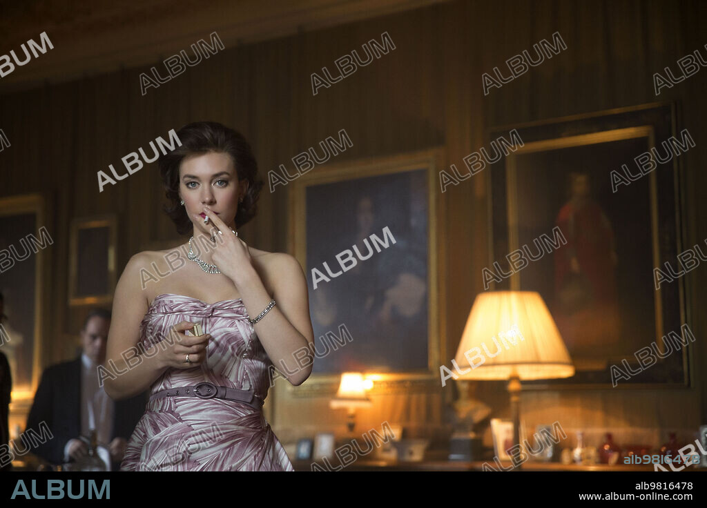 VANESSA KIRBY in THE CROWN, 2016, directed by PETER MORGAN. Copyright LEFT BANK PICTURES/SONY PICTURES TV PROD UK.