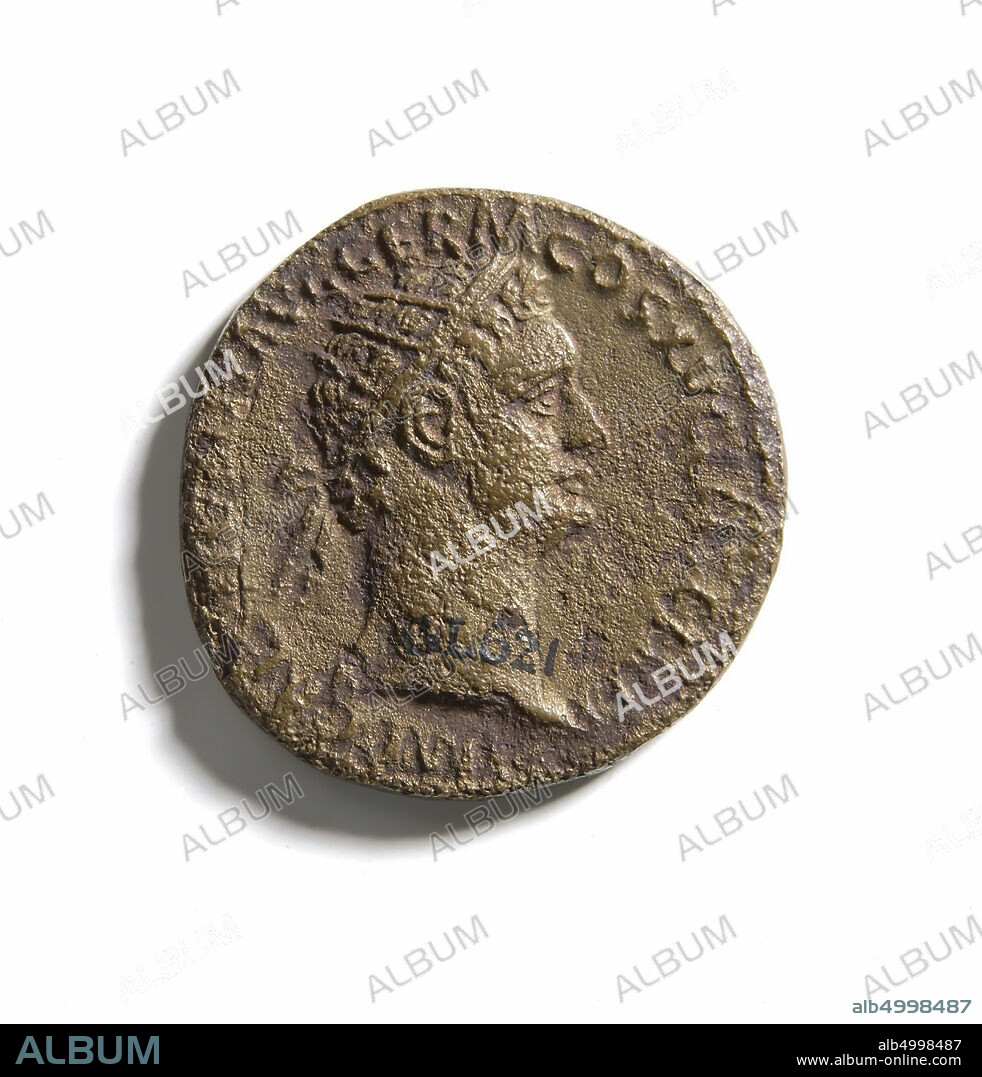 Vz: head with halo n.r., IMP CAES DOMIT AUG CERM COS XV CENS PER PP, Kz: Virtus n.r. standing between S - C, VIRTUTI AUGUSTI, coin, dupondius, Domitian, metal, copper, Diam. 27 mm, wt. 10.55 gr, Roman 90-91 AD, the Netherlands, Limburg, Maasgouw, Beegden.