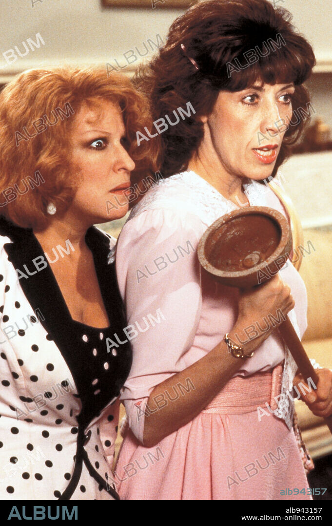 BETTE MIDLER and LILY TOMLIN in BIG BUSINESS, 1988, directed by JIM ABRAHAMS. Copyright TOUCHSTONE/DISNEY / MOORE, LAUREL.