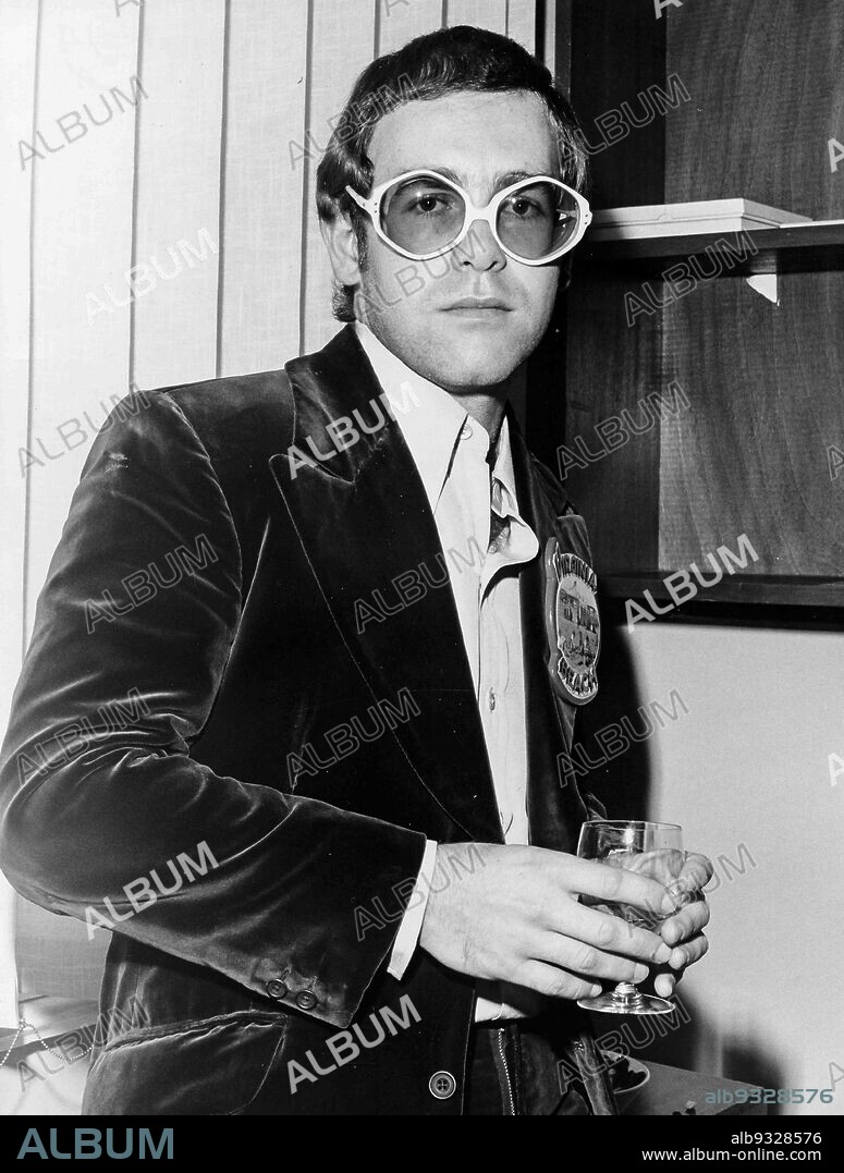 Elton John, 70s.