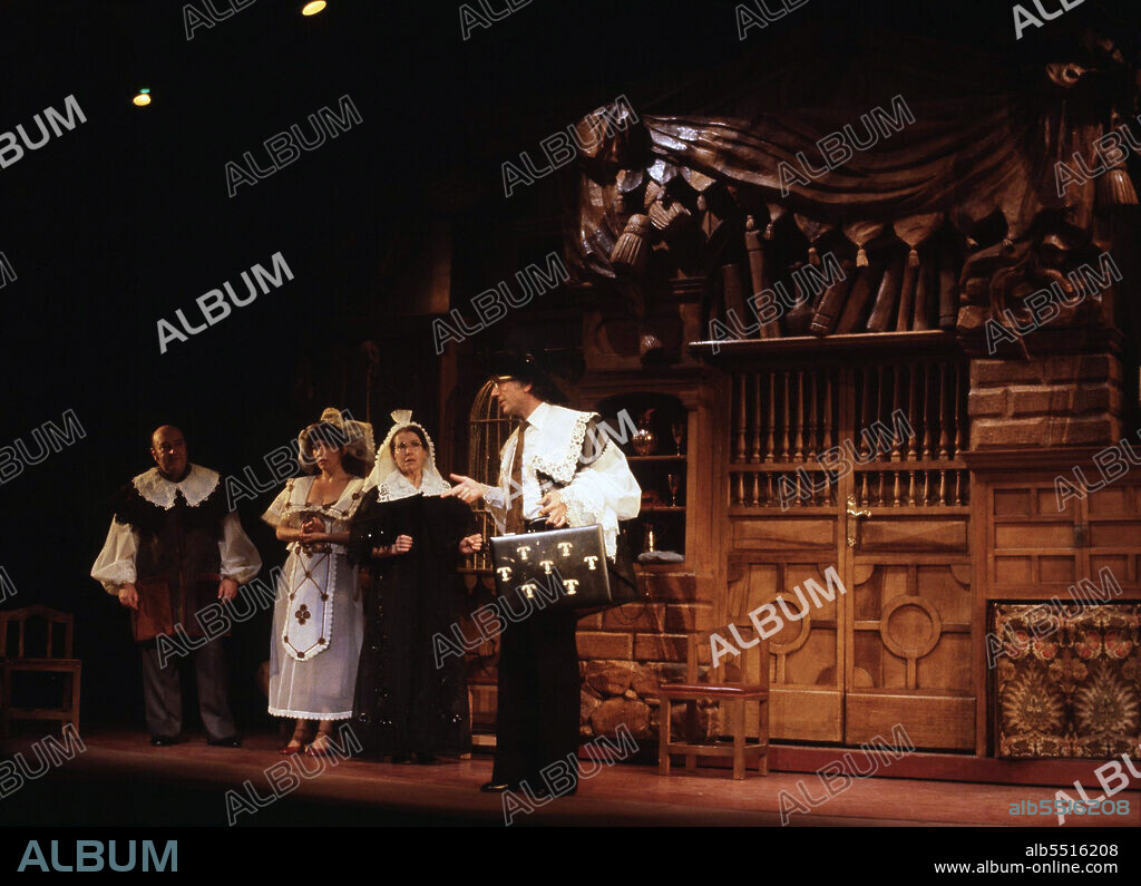 MOLIERE . JEAN BAPTISTE POQUELIN. ESCRITOR FRANCES . 1622 - 1673. TEATRO." TARTUFO " , REPRESENTACION TEATRAL EN MADRID , AÑO 1979. DIRECCION , ADOLFO MARSILLACH.