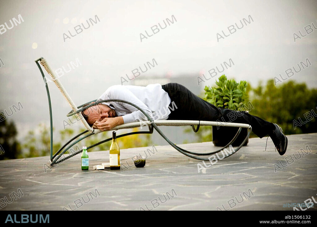 KEVIN SPACEY in SHRINK, 2009, directed by JONAS PATE. Copyright TRIGGER STREET PRODUCTIONS.