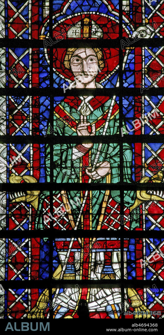 Henri de Braine ou de Dreux (1193-1240), archeveque de Reims. Vitrail de la cathedrale de Reims datant du 13eme s. Photographie par Painton Cowen. Credit : Collection Cowen/KHARBINE-TAPABOR.