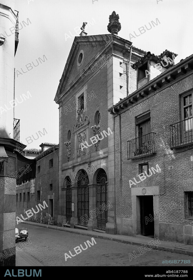 MARCOS LOPEZ (S (XVII) ALARIFE. FACHADA DEL CONVENTO DE LAS TRINITARIAS DESCALZAS DE SAN ILDEFONSO - S XVII - FOTOGRAFIA EN BLANCO Y NEGRO - AÑOS 60.