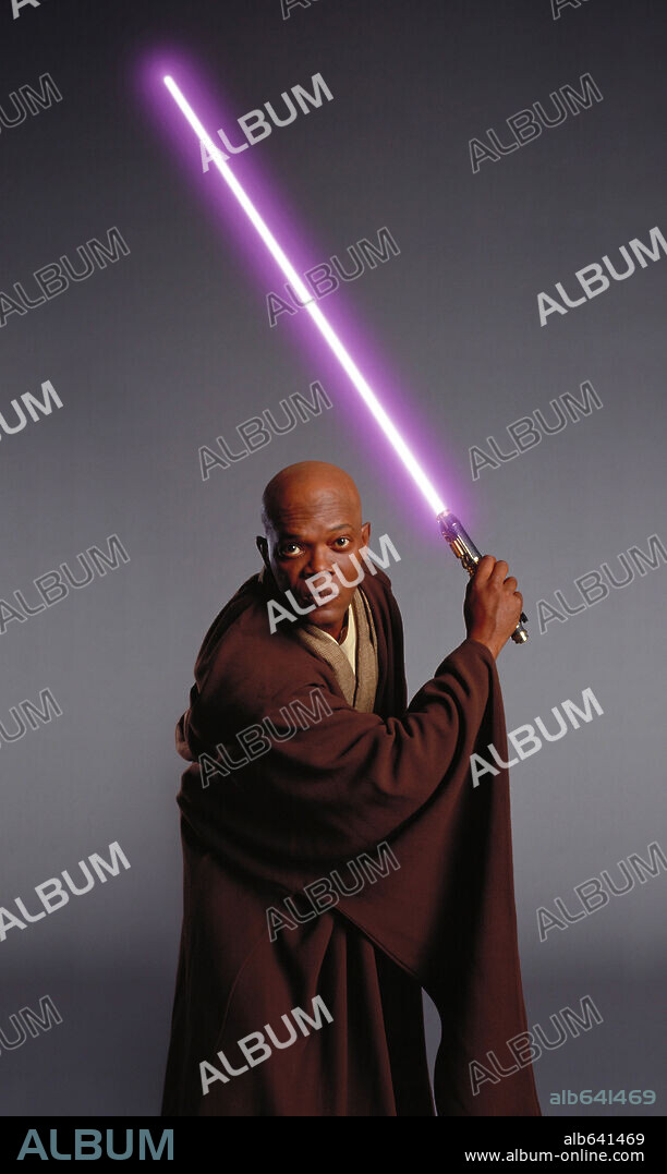 SAMUEL L. JACKSON in STAR WARS: EPISODE III-REVENGE OF THE SITH, 2005, directed by GEORGE LUCAS. Copyright LUCASFILM / HAMSHERE, KEITH.