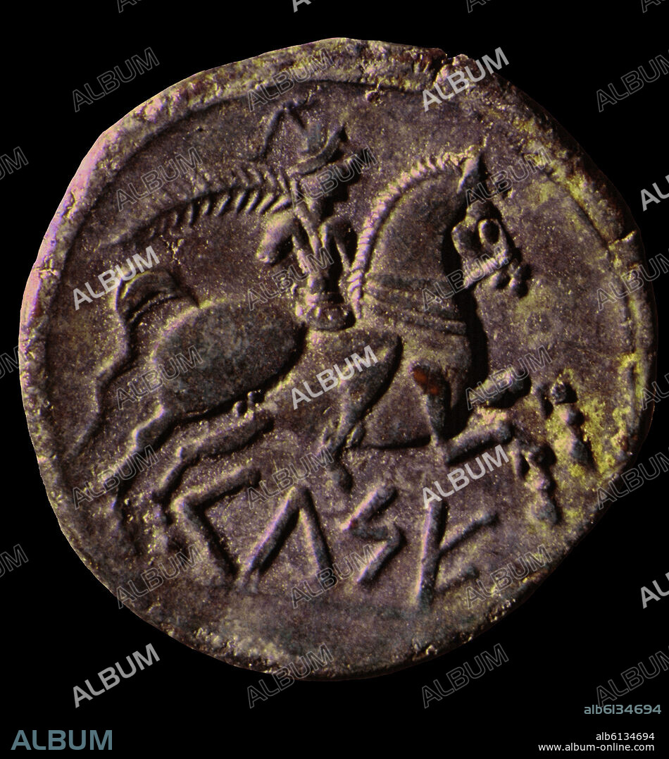 REVERSO DE UNA MONEDA IBERICA DE BRONCE PROCEDENTE DE VELILLA DEL EBRO - SIGLO II Y I AC - CONJ Nº 15185.