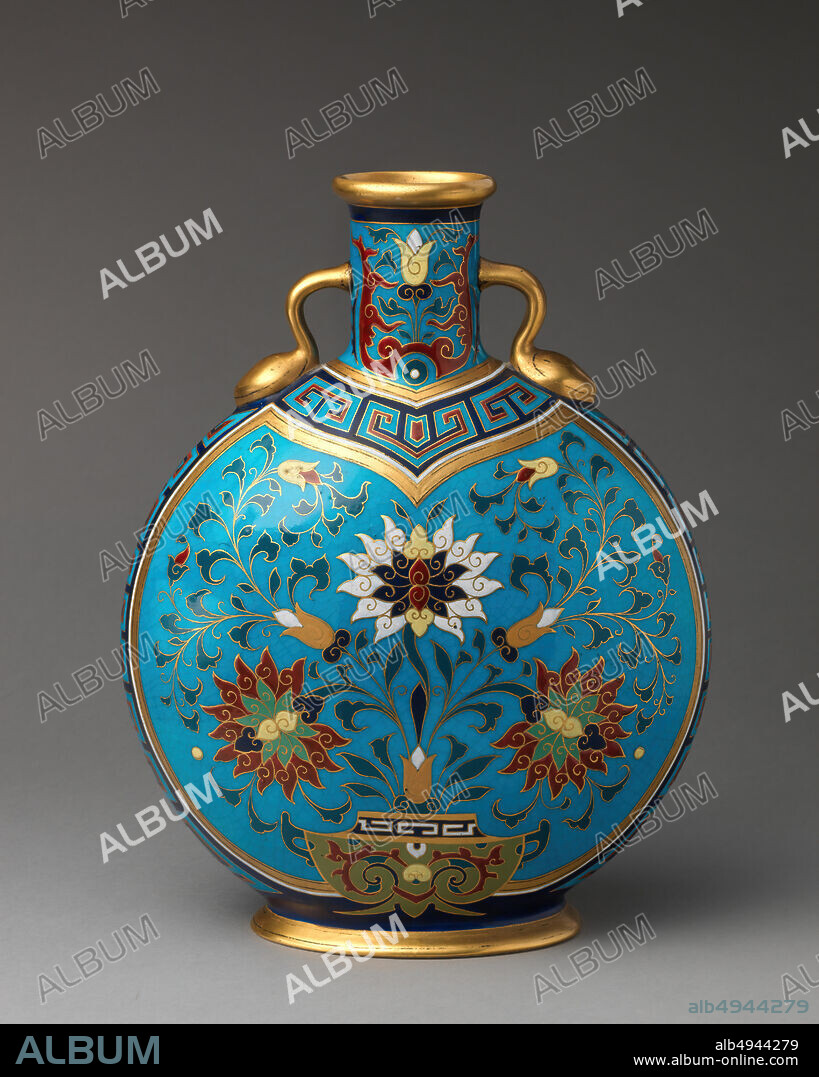 Minton(s), Moon flask with stylized floral decoration, British, Stoke-on-Trent, Staffordshire, Minton(s) (British, Stoke-on-Trent, 1793present), 187080, British, Stoke-on-Trent, Staffordshire, Bone china with enamel decoration and gilding, confirmed: 12 3/8 × 9 3/4 × 5 1/16 in. (31.4 × 24.8 × 12.9 cm), Ceramics-Porcelain.