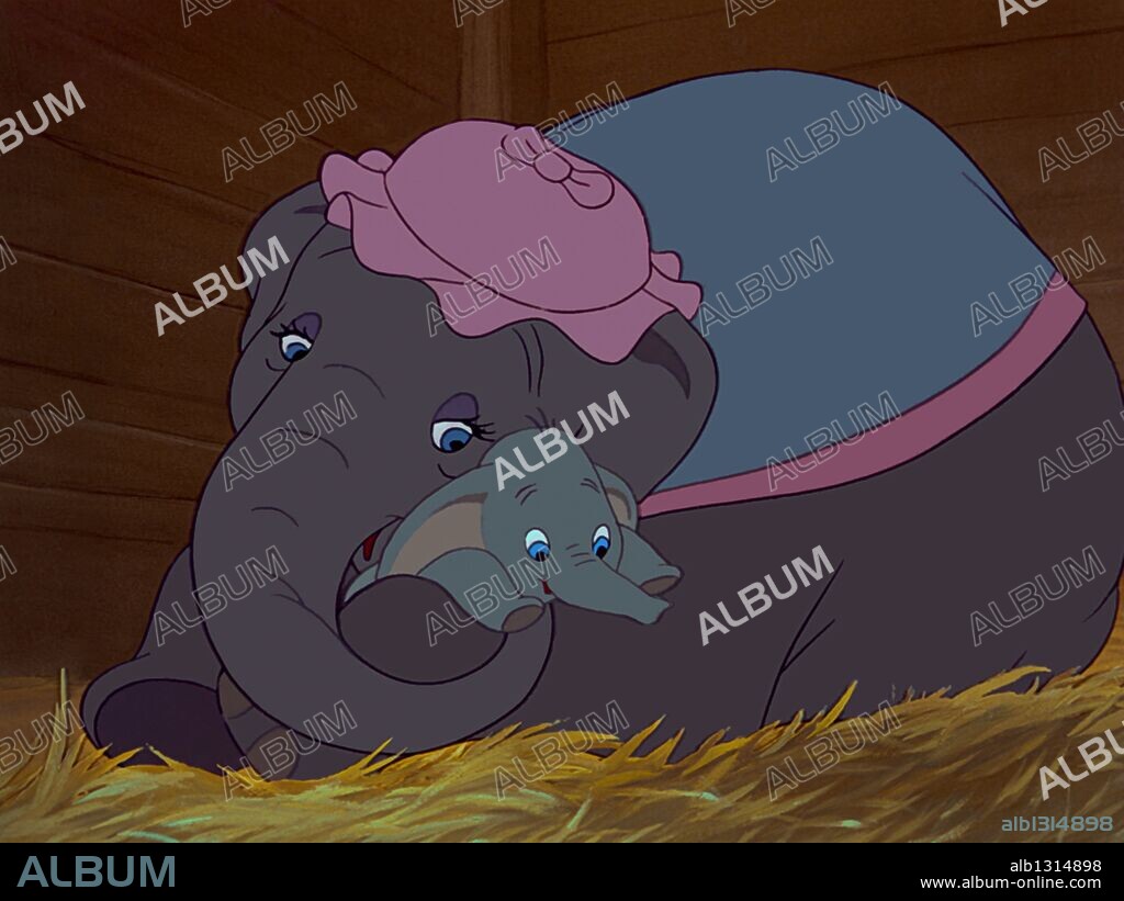 DUMBO, 1941, dirigida por BEN SHARPSTEEN. Copyright DISNEY.