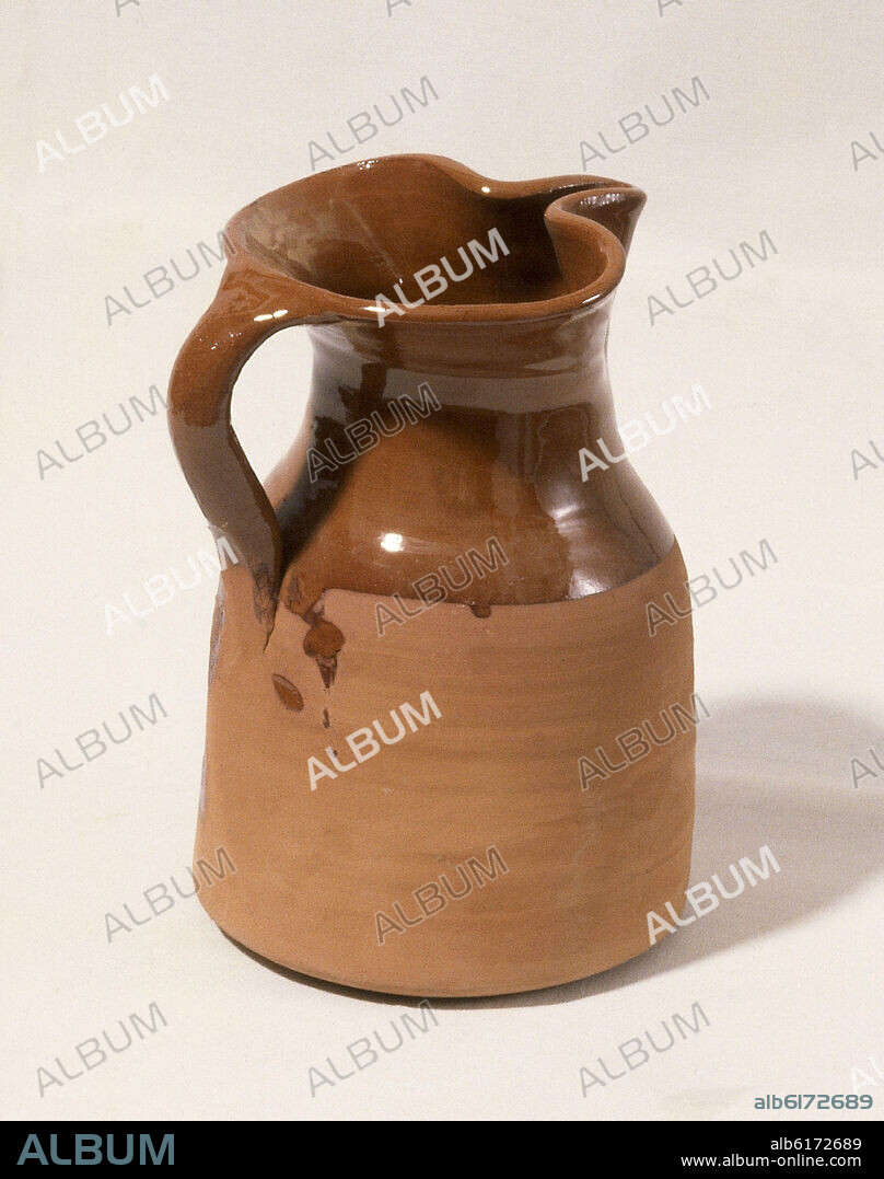 JARRA DE VINO -BARRO ROJO SEMIVIDRIADO.