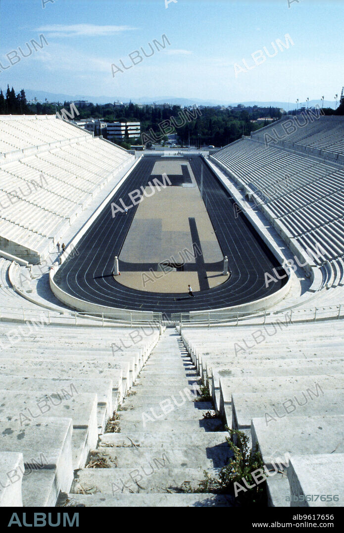 海外限定】 A Stadium www - Odyssey＂Sightlines＂スタジアムの