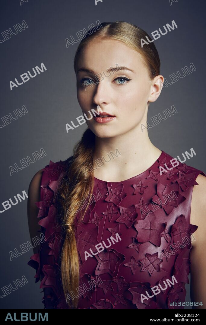 SOPHIE TURNER en JUEGO DE TRONOS, 2011 (GAME OF THRONES), dirigida por DANIEL MINAHAN. Copyright HBO. Temporada 4.
