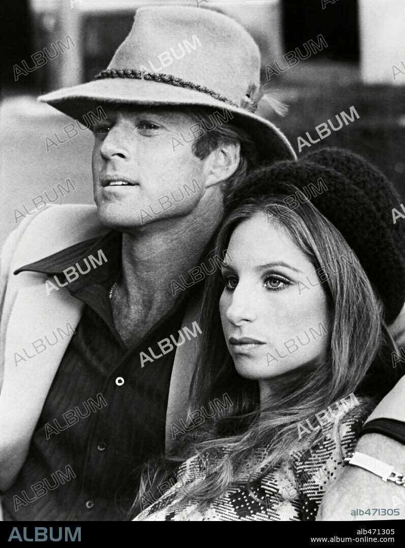 BARBRA STREISAND and ROBERT REDFORD in THE WAY WE WERE, 1973, directed by SYDNEY POLLACK. Copyright COLUMBIA PICTURES.
