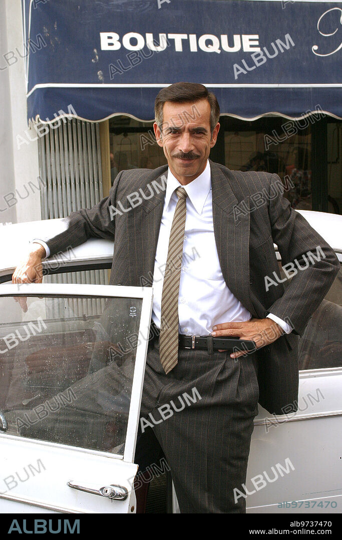 Madrid. 09/16/03. Imanol Arias protagonist of the TV series "Cuéntame". Photo: José Luis Álvarez.