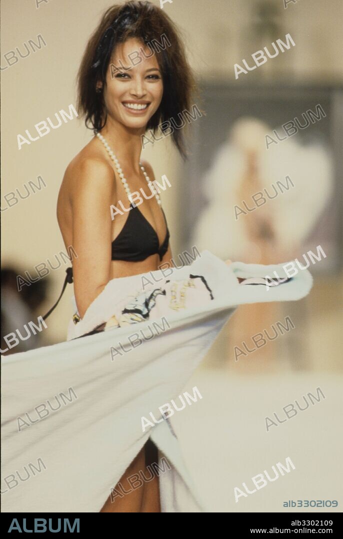 CHRISTY TURLINGTON dans CATWALK, 1995, réalisé par ROBERT LEACOCK.