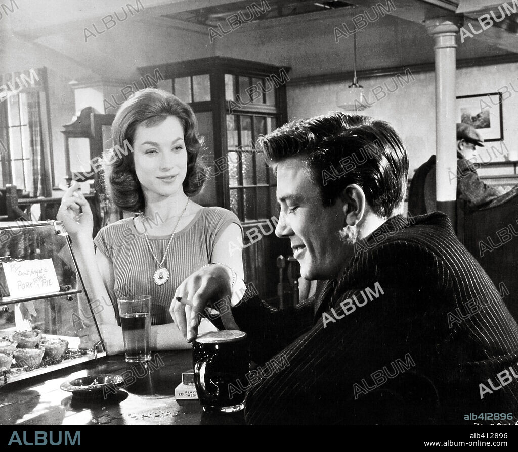 ALBERT FINNEY and SHIRLEY ANNE FIELD in SATURDAY NIGHT AND SUNDAY MORNING, 1960, directed by KAREL REISZ. Copyright WOODFALL.