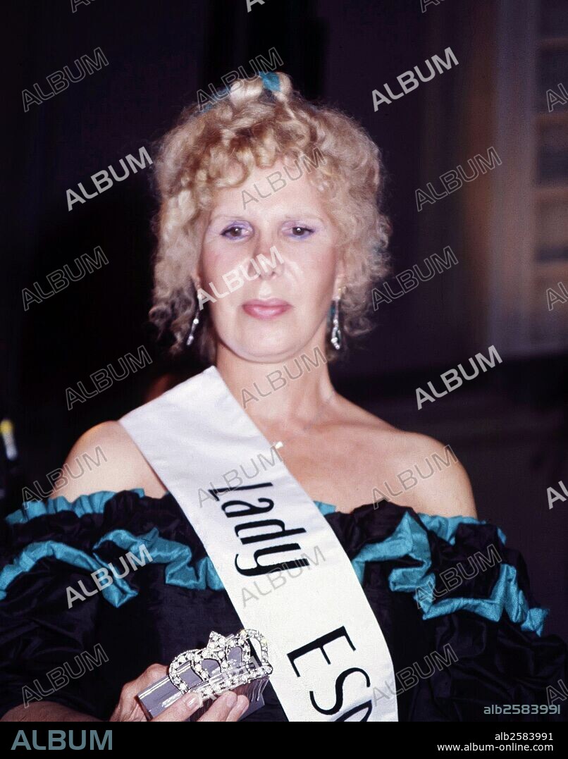 DUQUESA DE ALBA. Cayetana Fitz-James Stuart y Silva. ARISTOCRATA ESPAÑOLA. ELEGIDA LADY ESPAÑA EN EL AÑO 1987.
