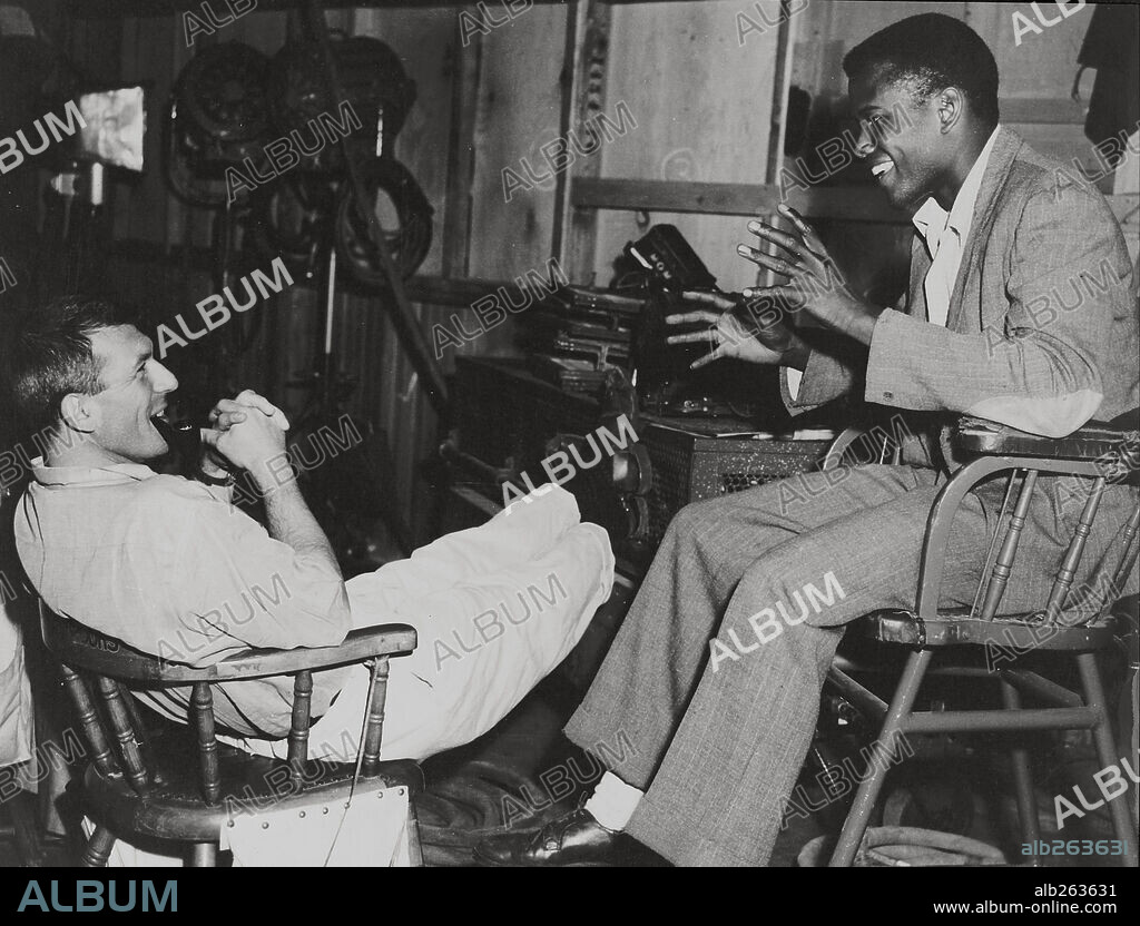 RICHARD BROOKS and SIDNEY POITIER in THE BLACKBOARD JUNGLE, 1955 (BLACKBOARD JUNGLE), directed by RICHARD BROOKS. Copyright M.G.M.