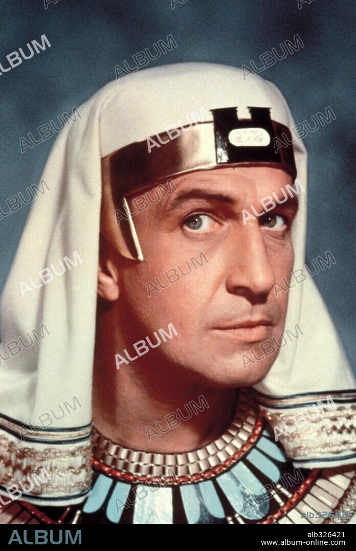 VINCENT PRICE in THE TEN COMMANDMENTS, 1956, directed by CECIL B DEMILLE. Copyright PARAMOUNT PICTURES.