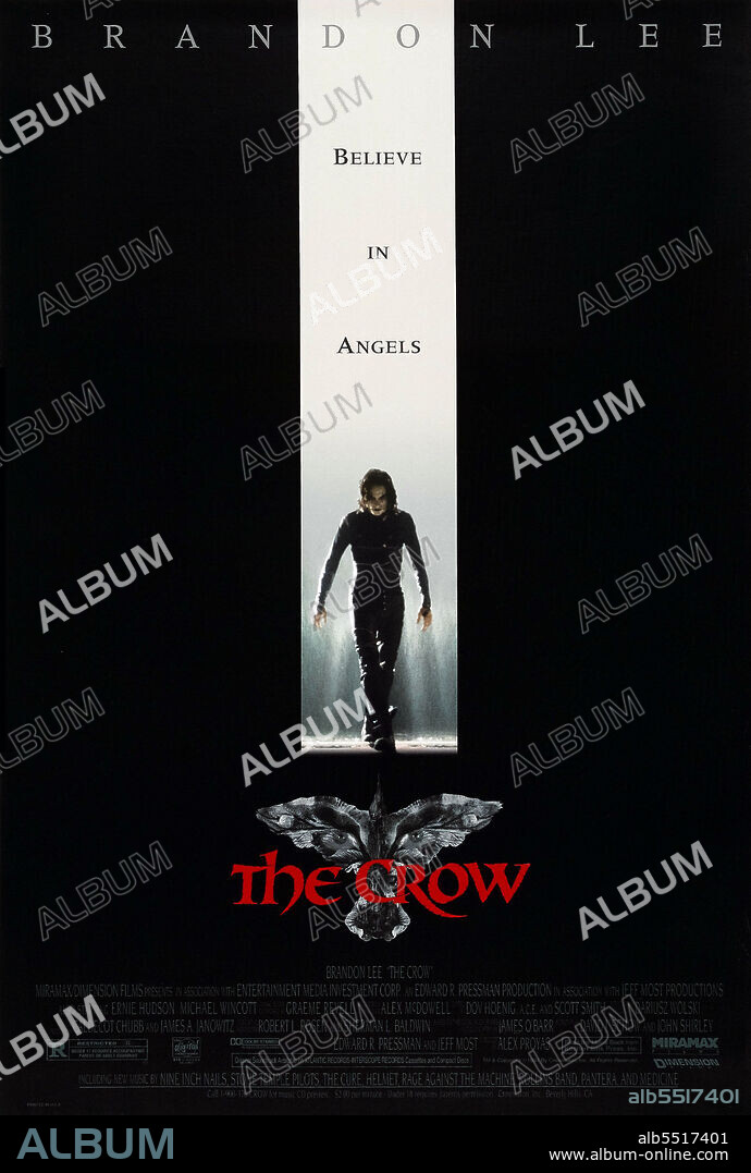 BRANDON LEE in THE CROW, 1994, directed by ALEX PROYAS. Copyright MIRAMAX FILMS.