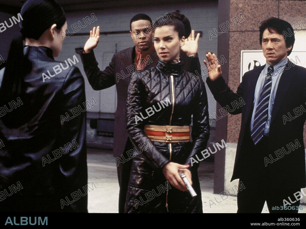 CHRIS TUCKER y JACKIE CHAN en HORA PUNTA 2, 2001 (RUSH HOUR 2), dirigida por BRETT RATNER. Copyright NEW LINE CINEMA / GLASS, BEN.