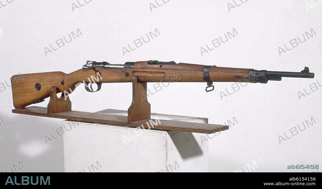 MOSQUETON MAUSER CHECO DE 7'92 mm.