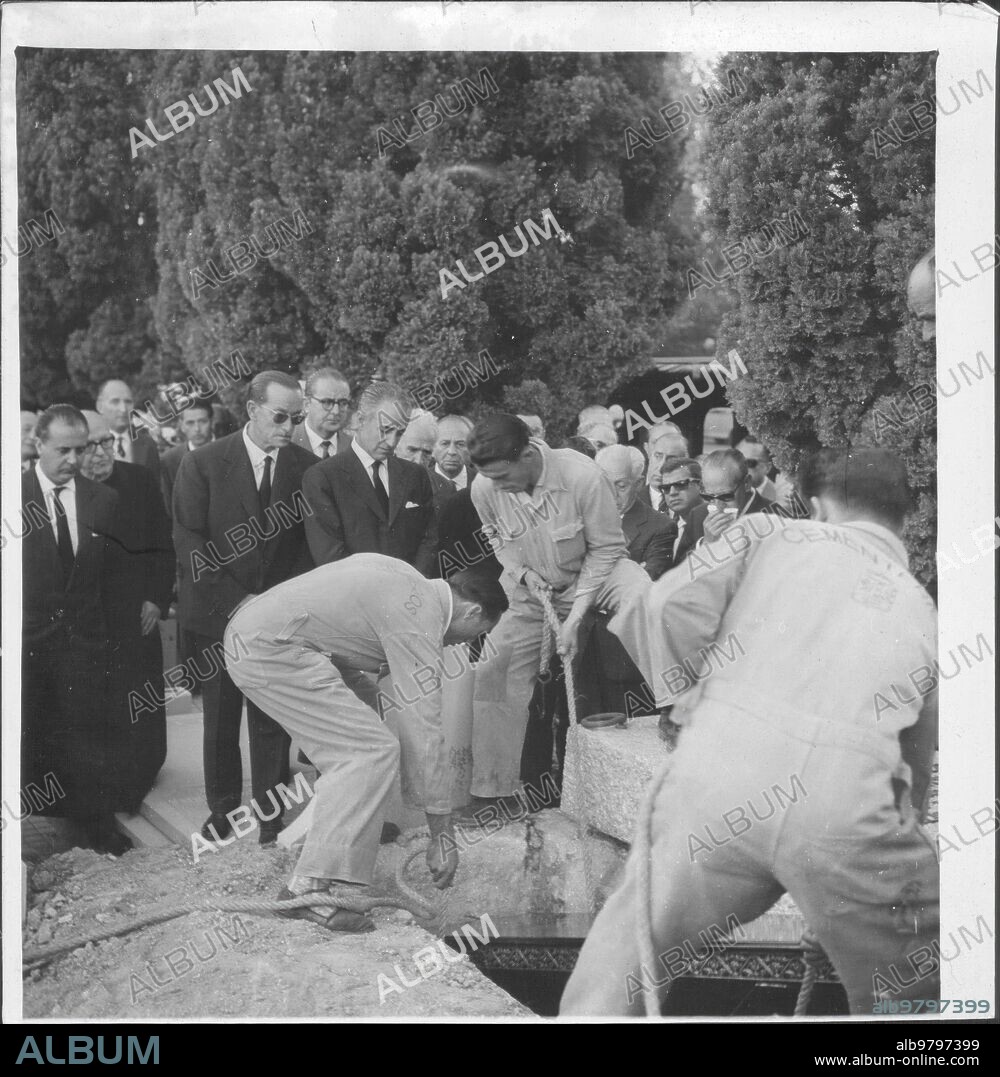 20 octubre 1961. Entierro del ilustre periodista y colaborador de Abc Gregorio Corrochano.