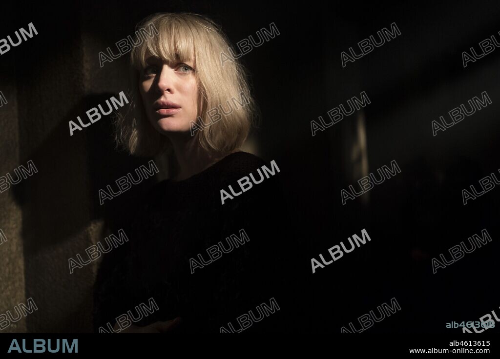 MACKENZIE DAVIS en OTRA VUELTA DE TUERCA, 2020 (THE TURNING), dirigida por FLORIA SIGISMONDI. Copyright VERTIGO ENTERTAINMENT / REDMOND, PAT.