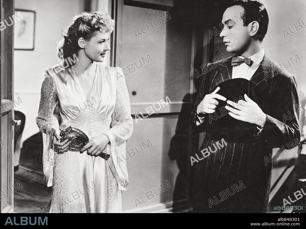 POLA ALONSO en ADOLESCENCIA, 1942, dirigida por FRANCISCO MUGICA. Copyright LUMITON.
