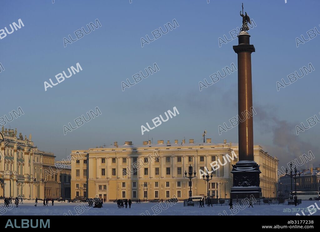 Russia. Saint Petersburg. Alexander column in the Palace Square. It was designed by Auguste de Montferrand (1786-1858) and Antonio Adamini (1792-1846). Built between 1830-1834. The column commemorates the Russian Victory against the French invasion, leaded by Napoleon I.